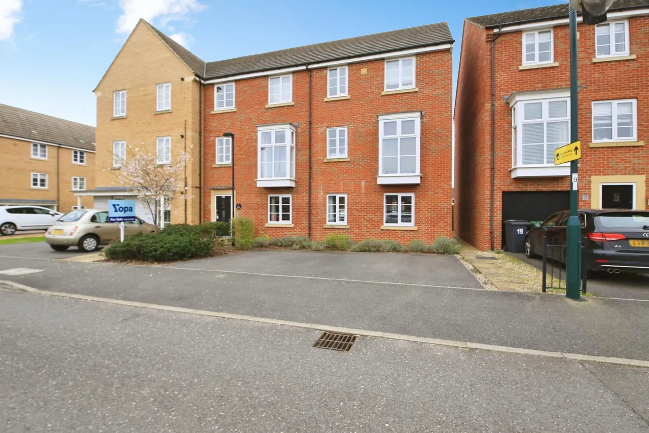 Molyneux Square, Peterborough, PE7, photo 17