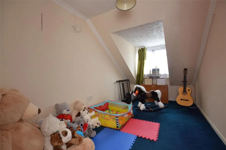 Wren Close, Abbeydale, GL4, photo 4