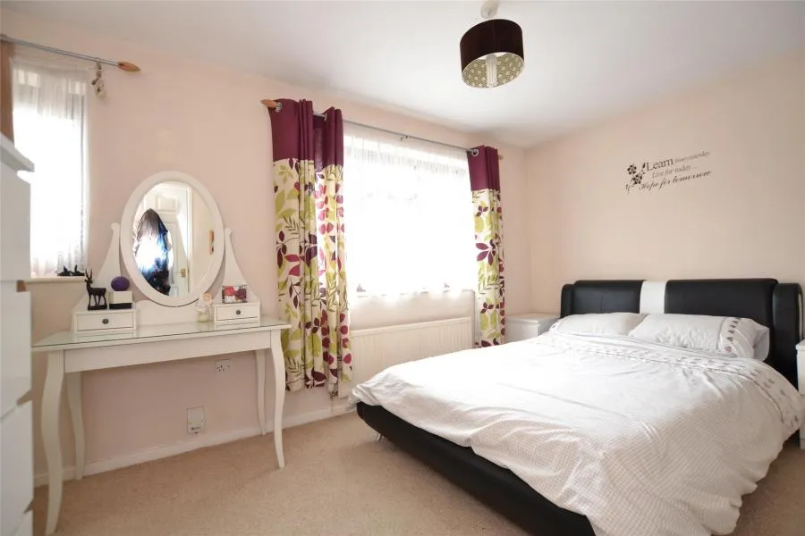 Wren Close, Abbeydale, GL4, photo 11