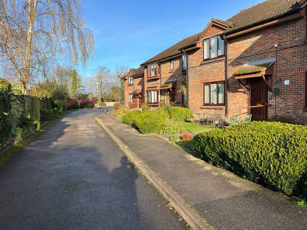 High Street, Abbots Langley, WD5 0EL, photo 12