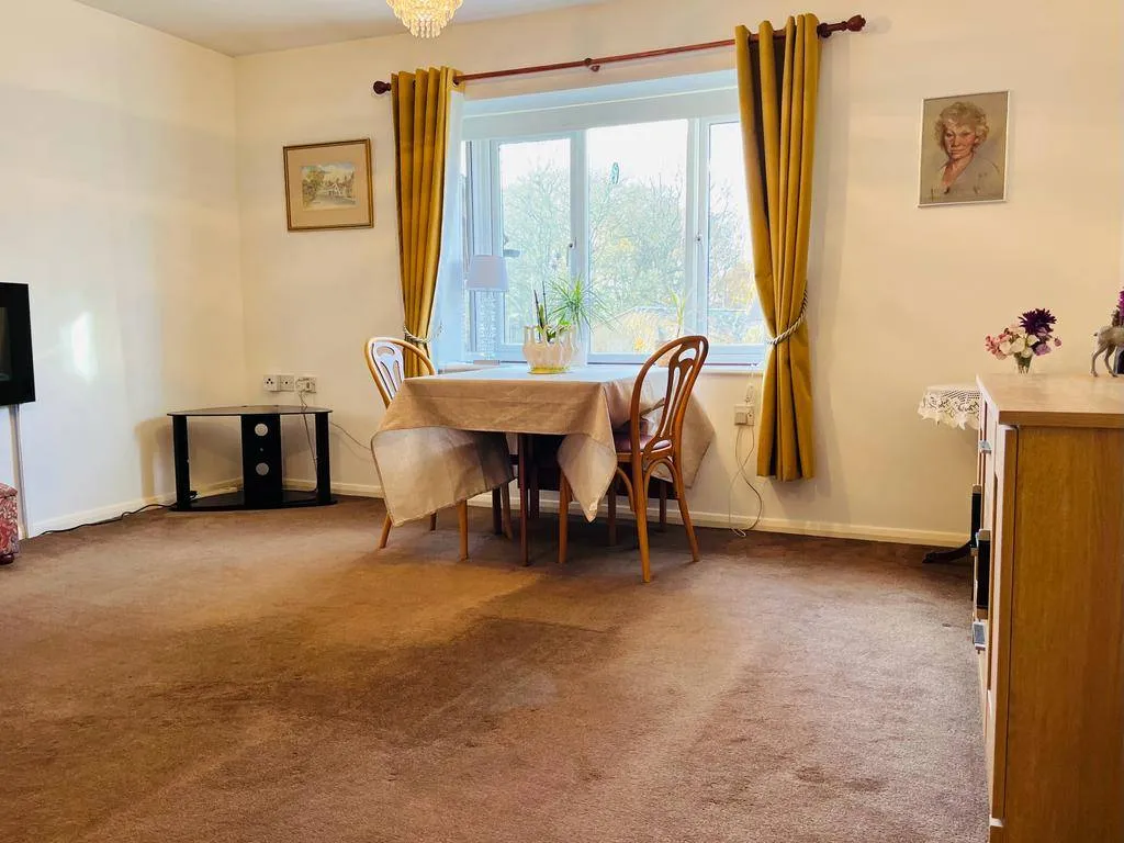 High Street, Abbots Langley, WD5 0EL, photo 6
