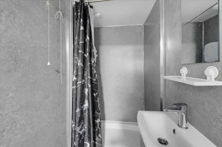 North Road East, Plymouth, PL4, photo 17