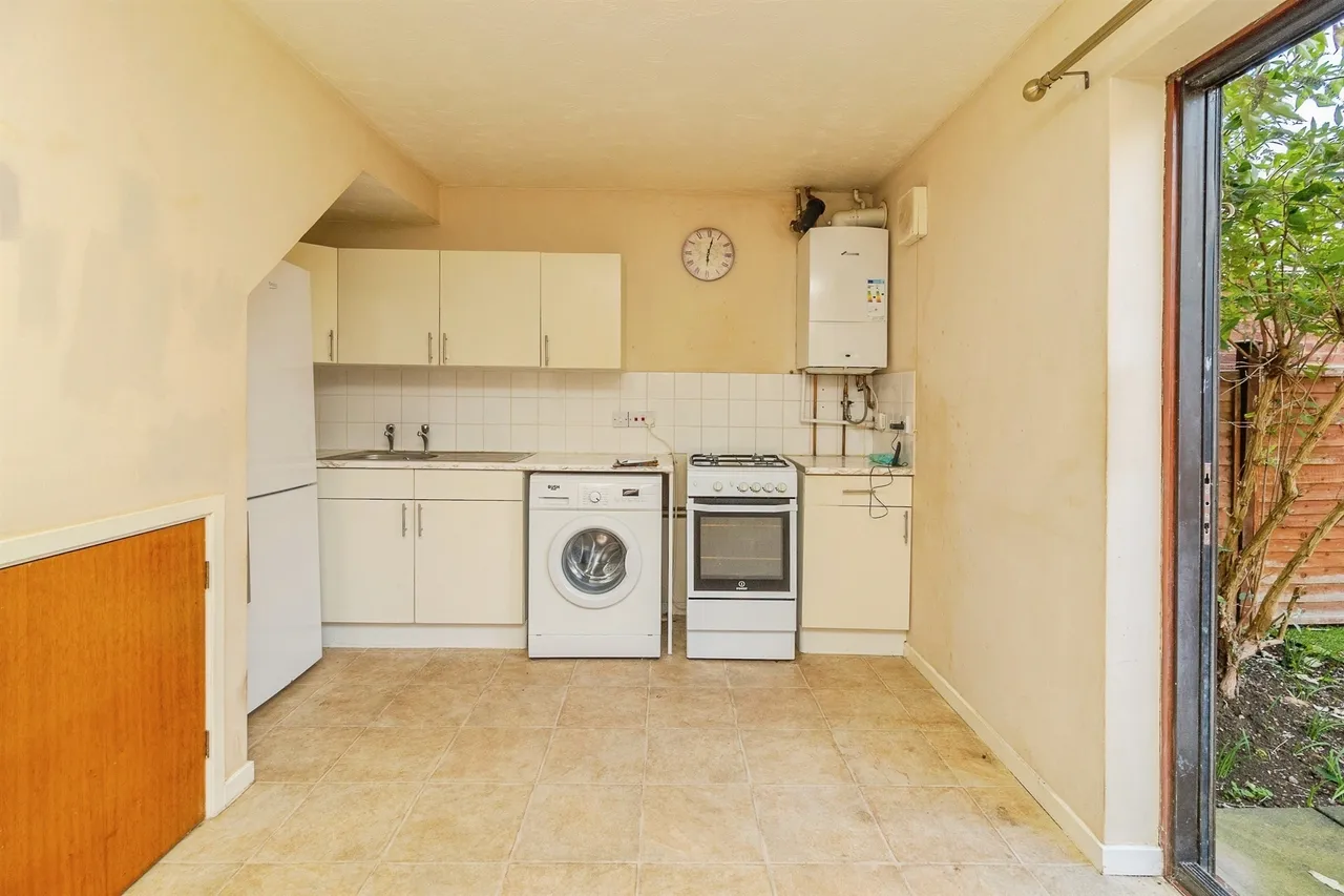 Bellini Close, Old Farm Park, MK7, photo 7