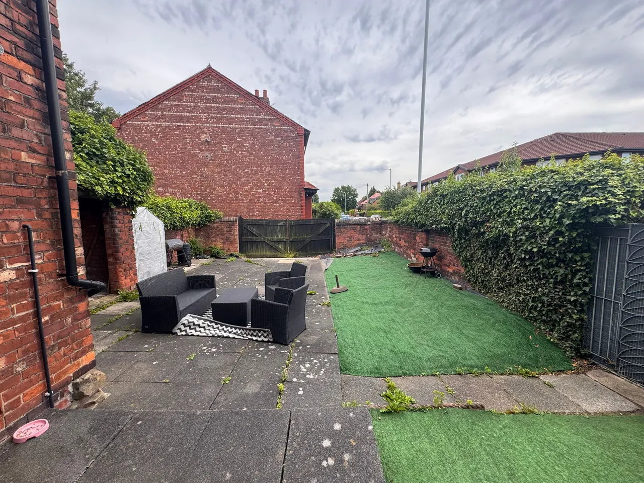 Berrycroft Lane, Stockport, photo 10