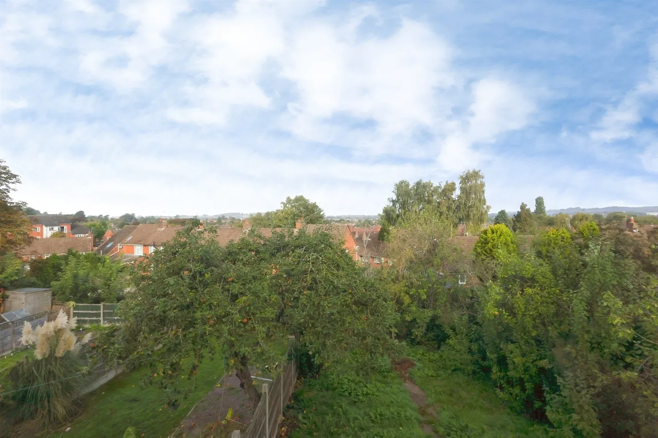 Hazel Road, Kingswinford, DY6, photo 15