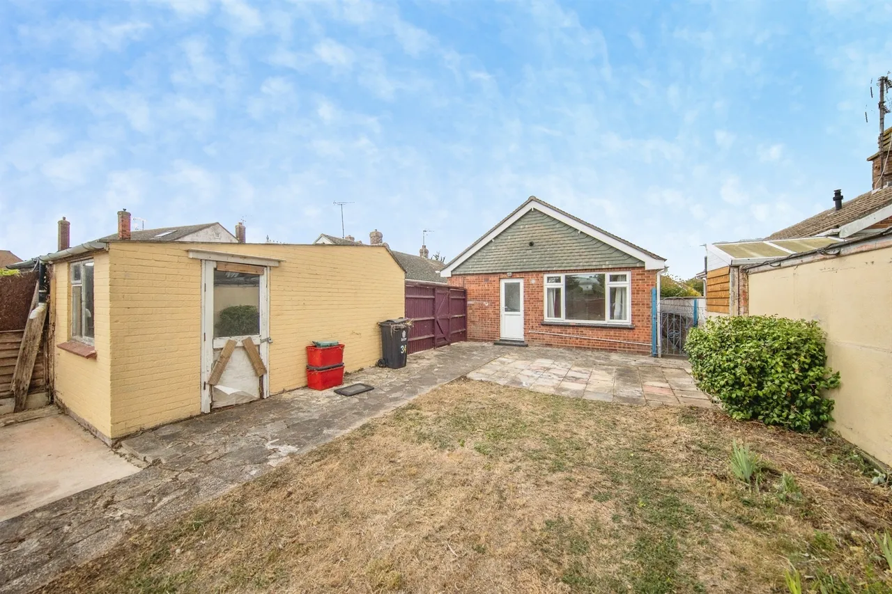 Park Square East, Jaywick, Clacton-On-Sea, photo 12
