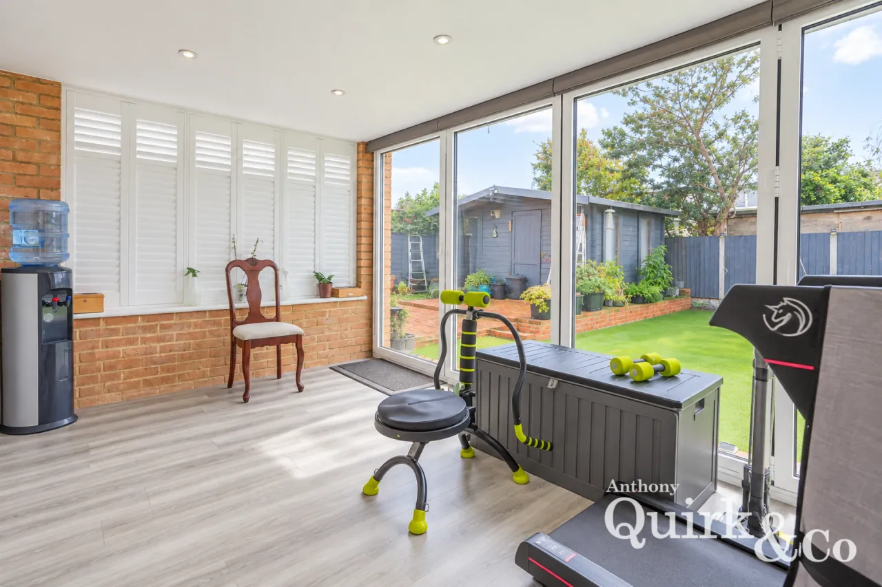 Meynell Avenue, Canvey Island, SS8, photo 8
