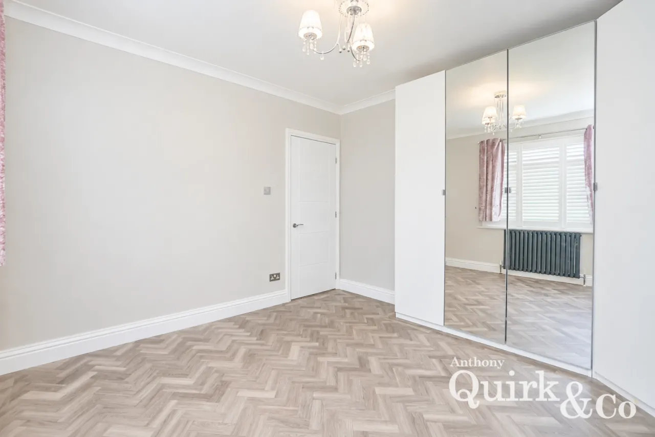 Meynell Avenue, Canvey Island, SS8, photo 14