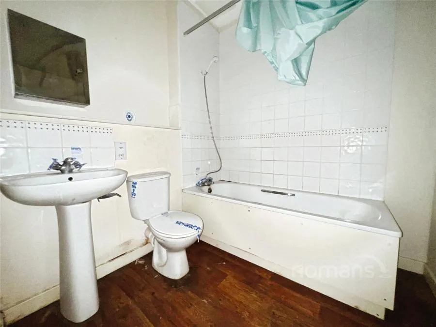 Station Road, Aldershot, GU11, photo 8