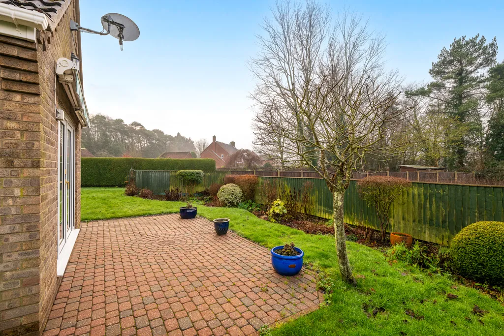 The Hawthorns, The Paddocks, LN4, photo 23