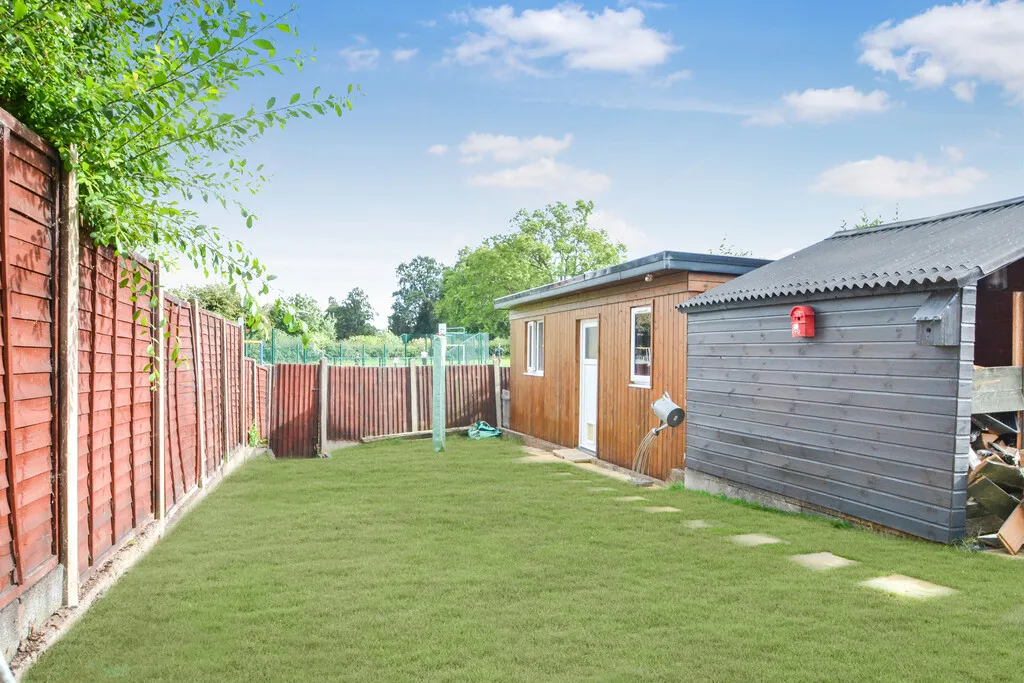 Barnmeadow Road, Newport, photo 16