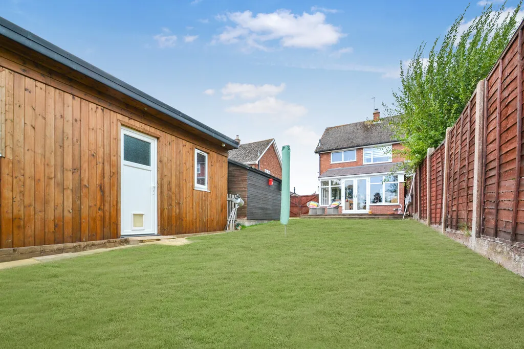 Barnmeadow Road, Newport, photo 22
