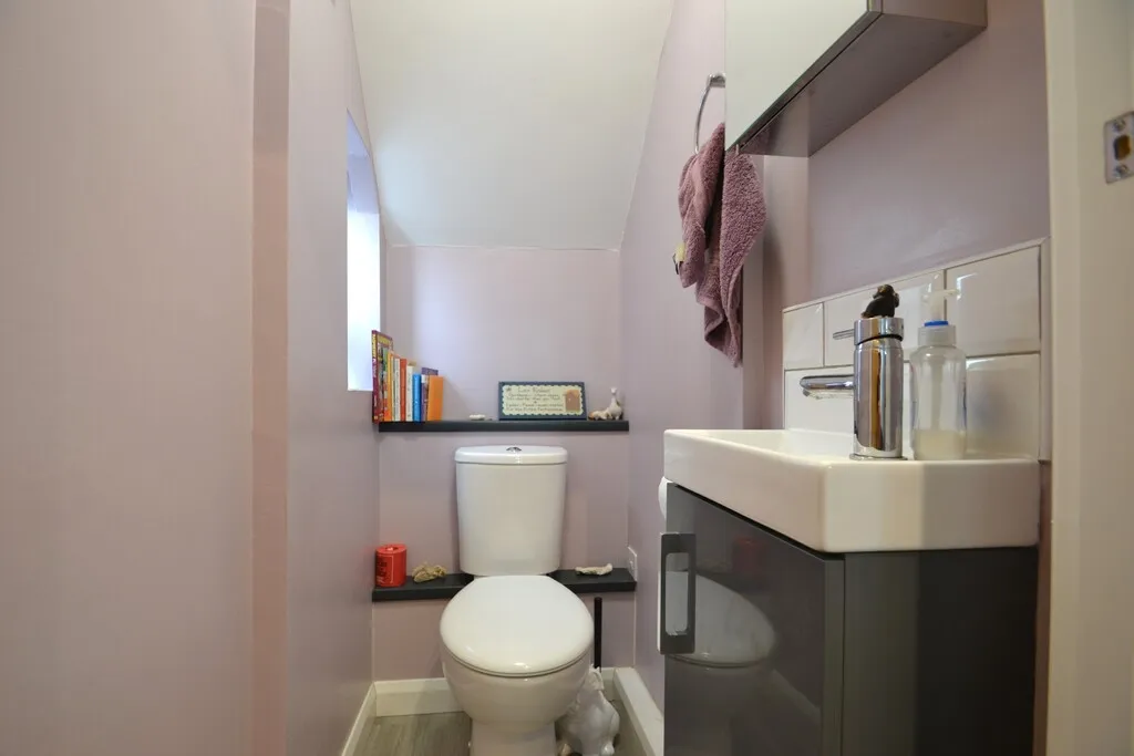 Barnmeadow Road, Newport, photo 8