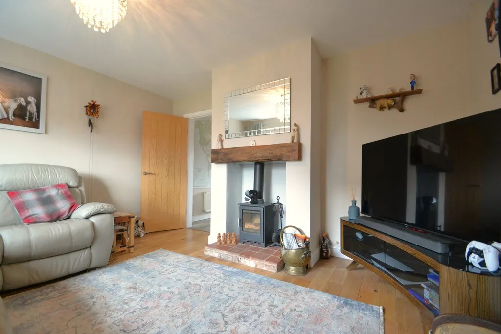 Barnmeadow Road, Newport, photo 6