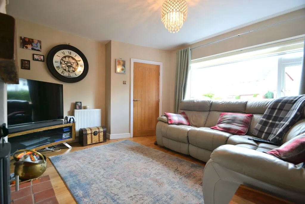 Barnmeadow Road, Newport, photo 5