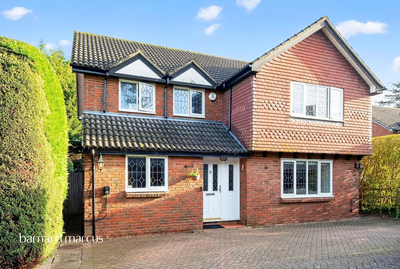 Cleveland Gardens, Worcester Park, KT4, photo 20