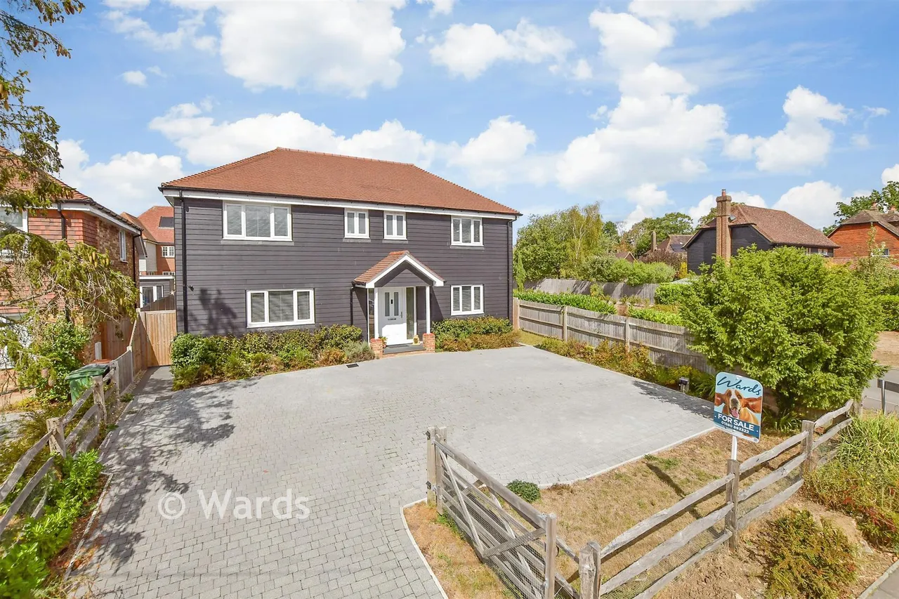 4 bed house for sale, Plain Road, Marden, TN12