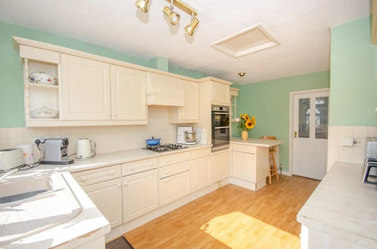 Oakdale Road, Downend, BS16, photo 10