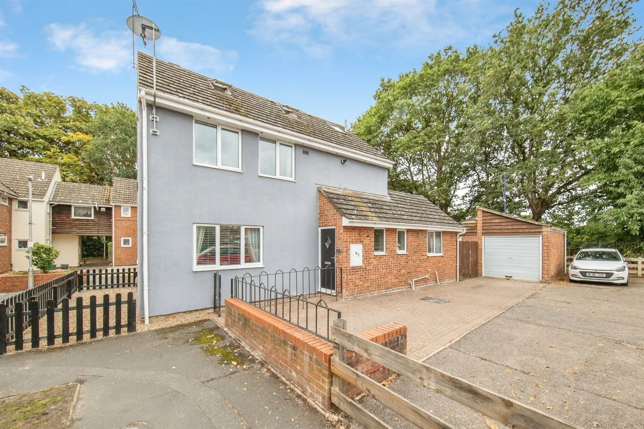 4 bed house for sale — Roach Vale, Colchester