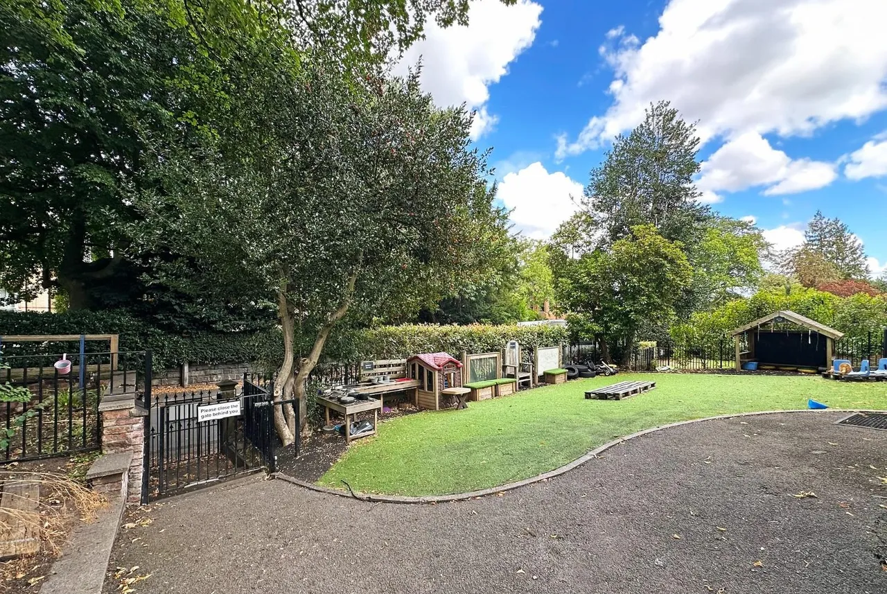 48 Stamford Road, Bowdon, Cheshire WA14 2JP, photo 14