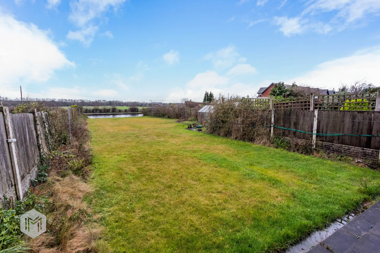 Rutland Street, Leigh, WN7 2NS, photo 14