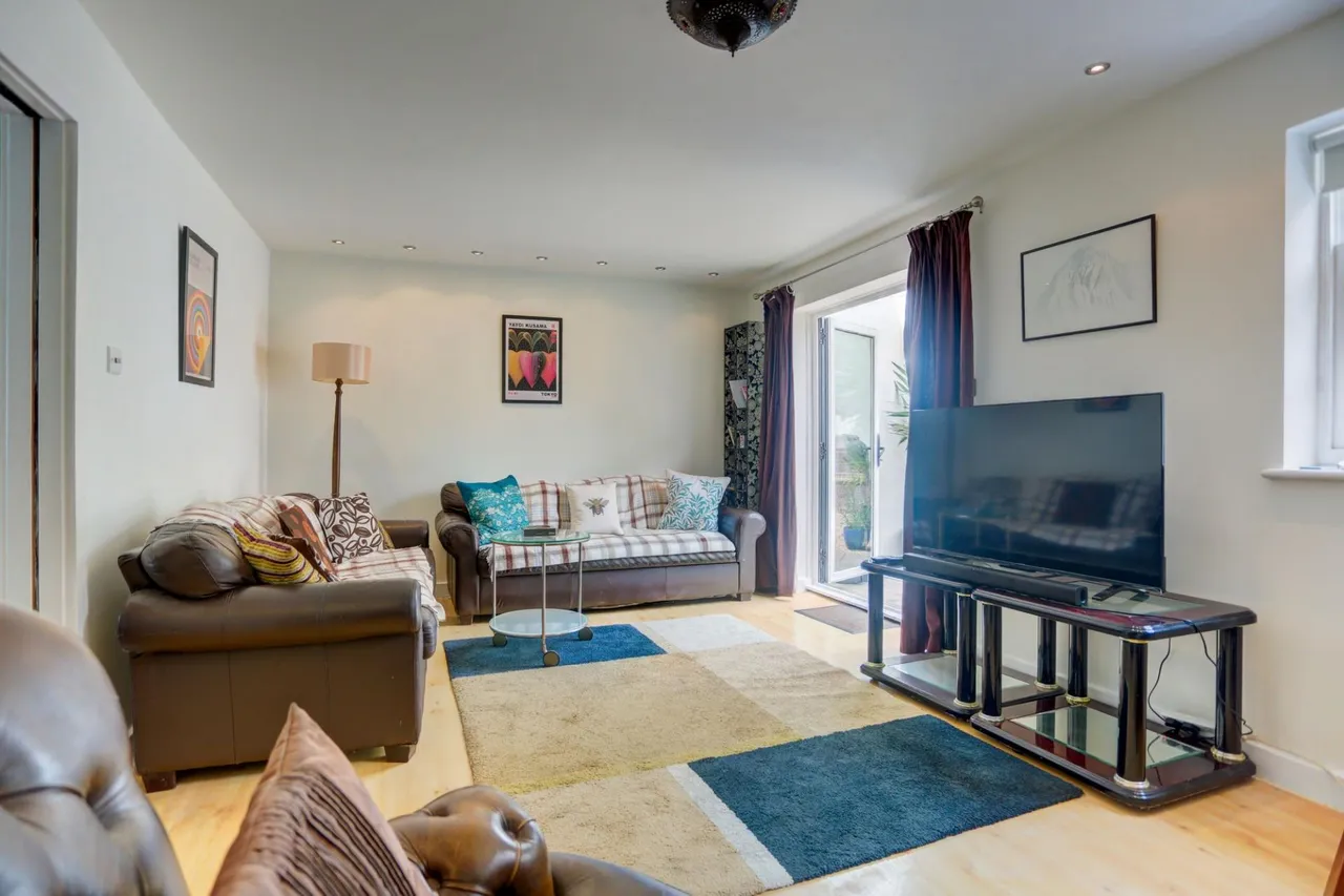 Royal Crescent Mews, Brighton, BN2, photo 9