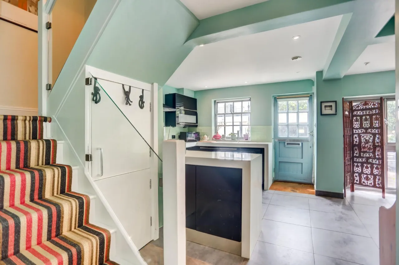 Royal Crescent Mews, Brighton, BN2, photo 15