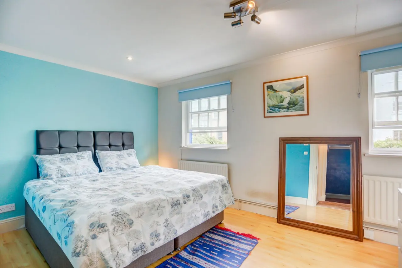 Royal Crescent Mews, Brighton, BN2, photo 20