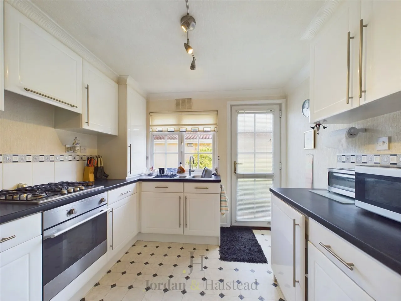 Delamere Road, Norley, Frodsham, Cheshire, WA6 6LX, photo 5