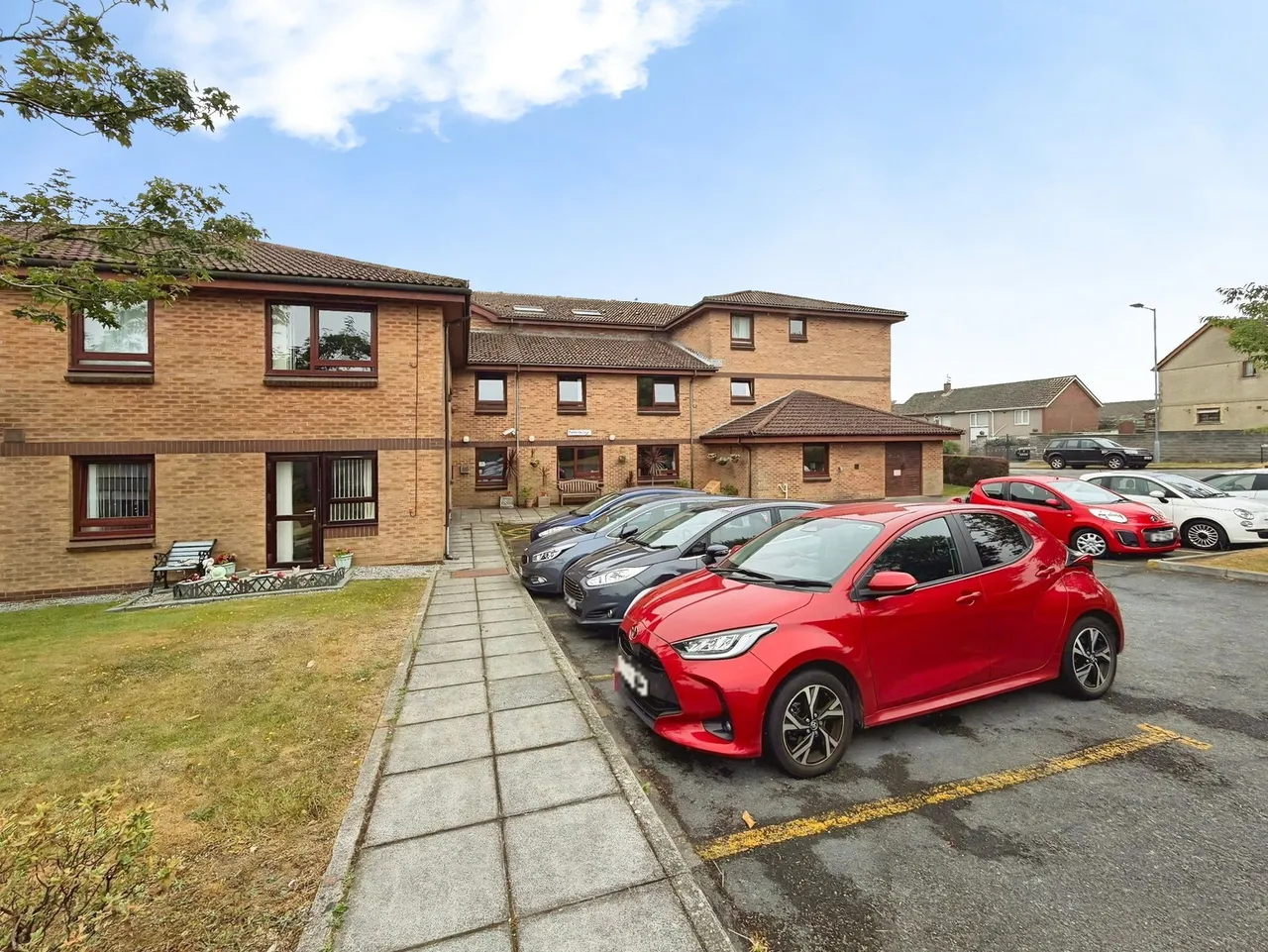 1 bed flat for sale, Parklands Court, Sketty, SA2