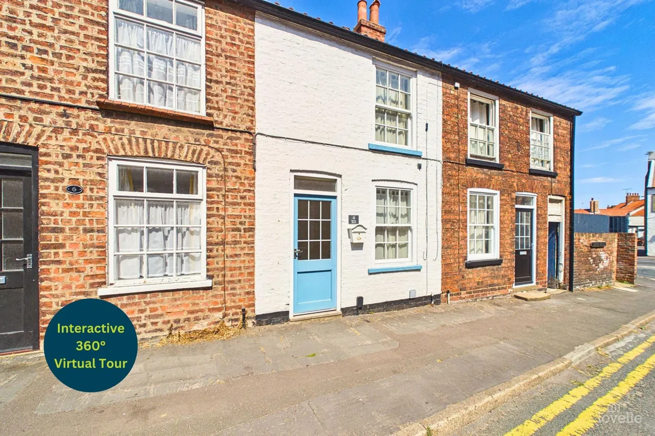 2 bed house for sale, Brigg Road, Barton-Upon-Humber, DN18