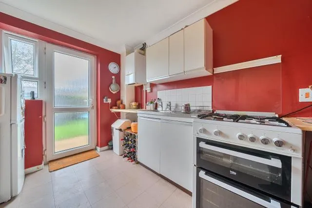 Braden Close, Aylesbury, HP21, photo 4