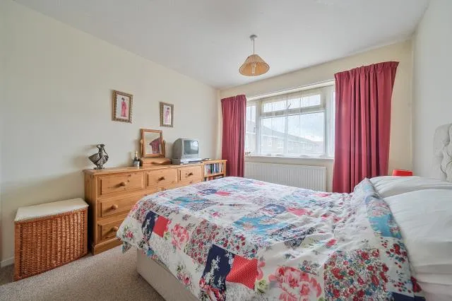 Braden Close, Aylesbury, HP21, photo 10