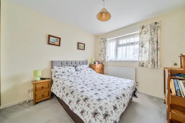 Braden Close, Aylesbury, HP21, photo 12