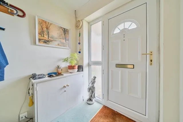 Braden Close, Aylesbury, HP21, photo 18
