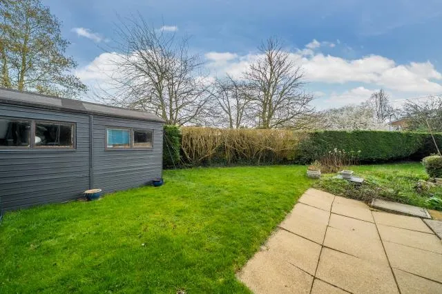 Braden Close, Aylesbury, HP21, photo 19