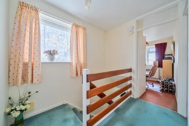 Braden Close, Aylesbury, HP21, photo 17