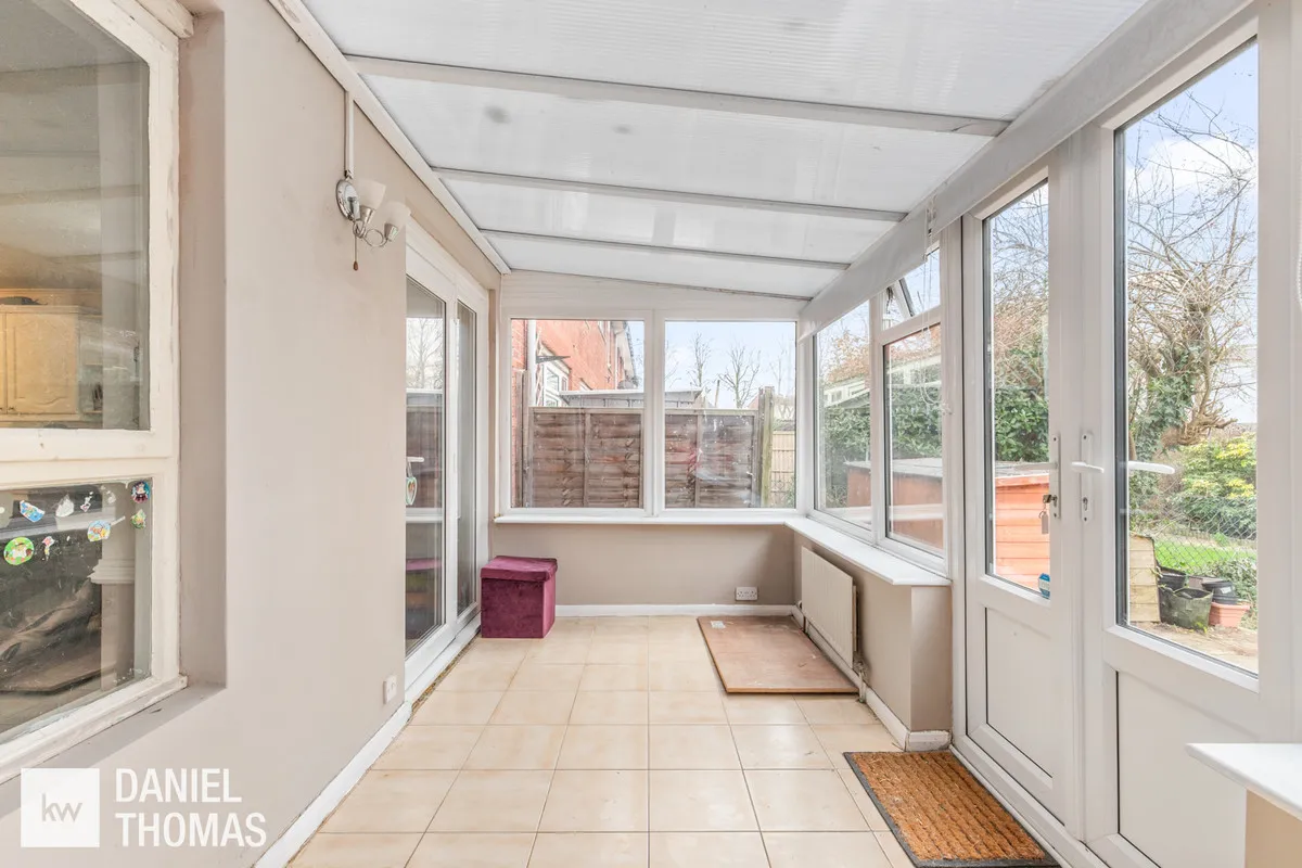 Daniel Thomas, Blackmore Court, EN9, photo 9