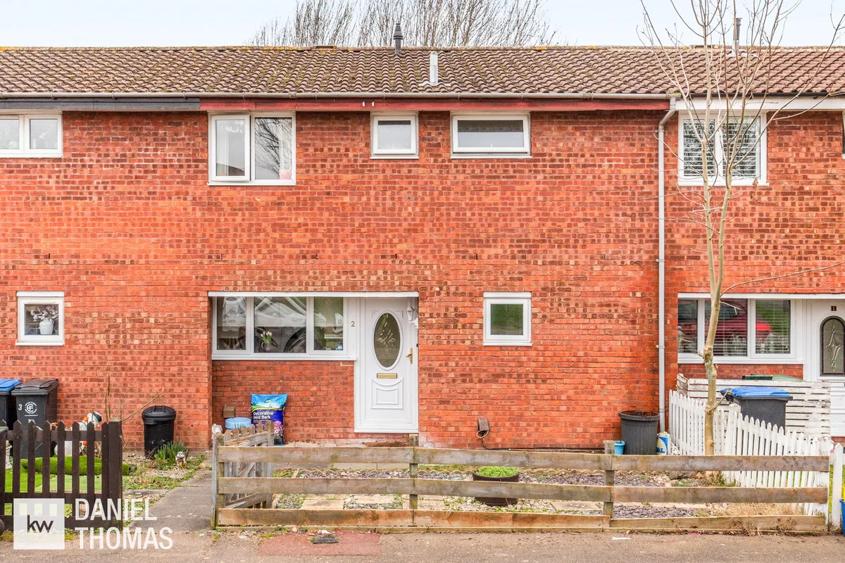 2 bed house for sale, Daniel Thomas, Blackmore Court, EN9