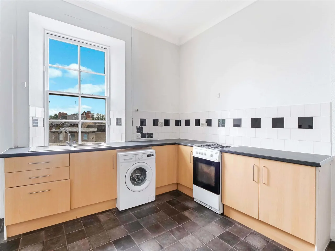 John Finnie Street, Kilmarnock, KA1, photo 6