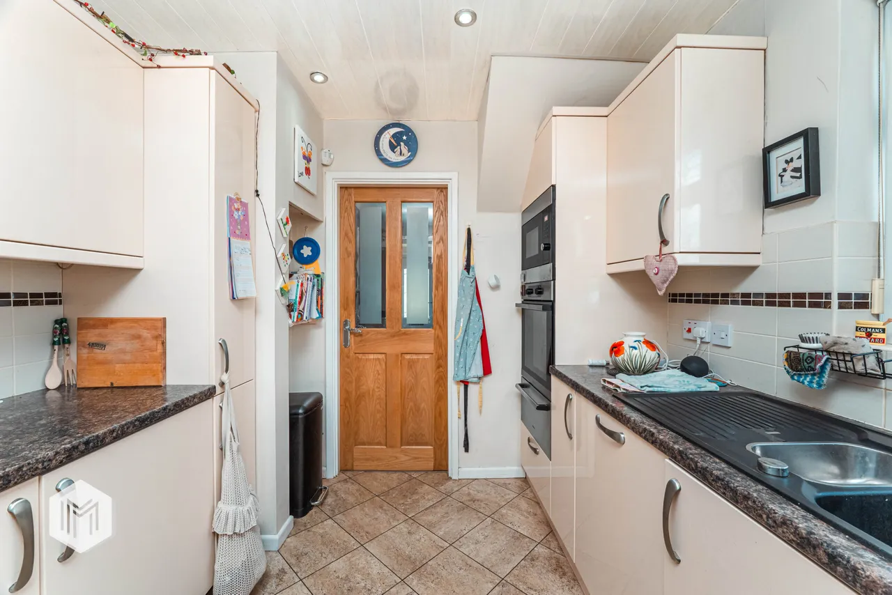 Christ Church Lane, Bolton, BL2 3QE, photo 5