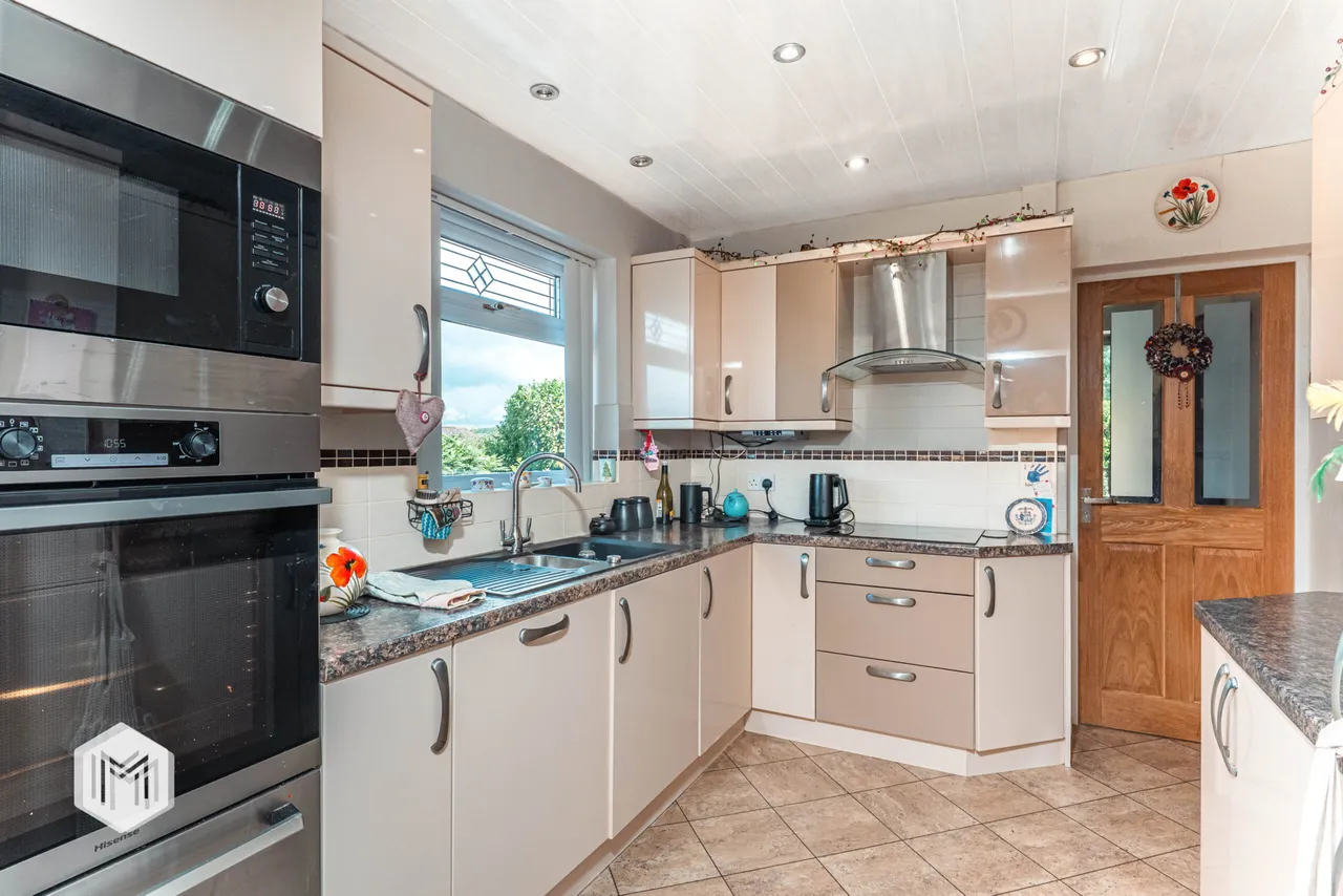 Christ Church Lane, Bolton, BL2 3QE, photo 6