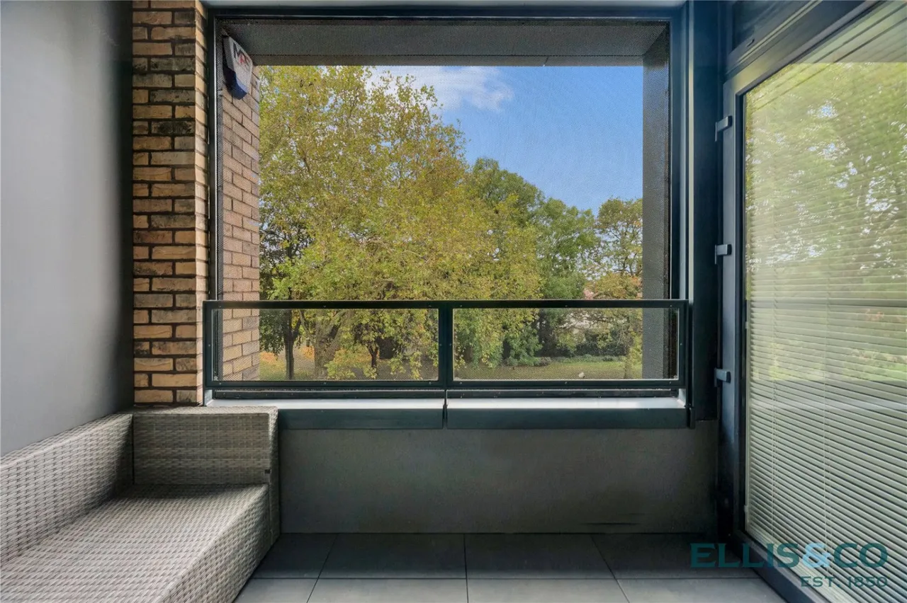 Ballards Lane, Finchley, N3, photo 5