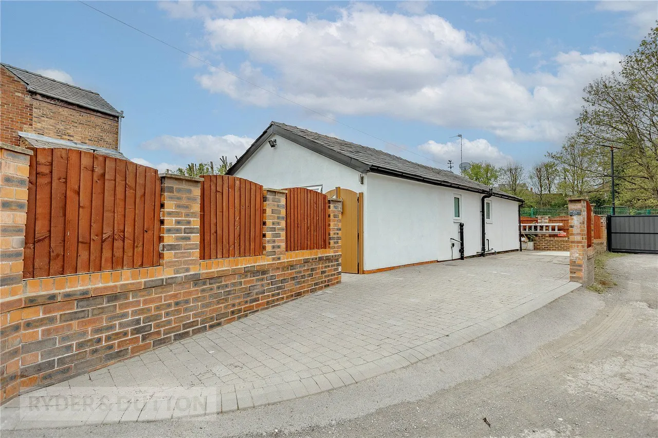 Chadderton Fold, Chadderton, OL1, photo 19