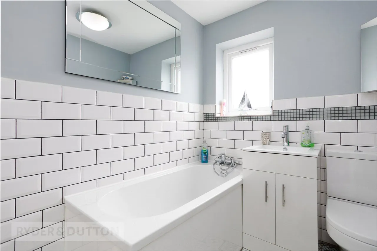 Chadderton Fold, Chadderton, OL1, photo 15