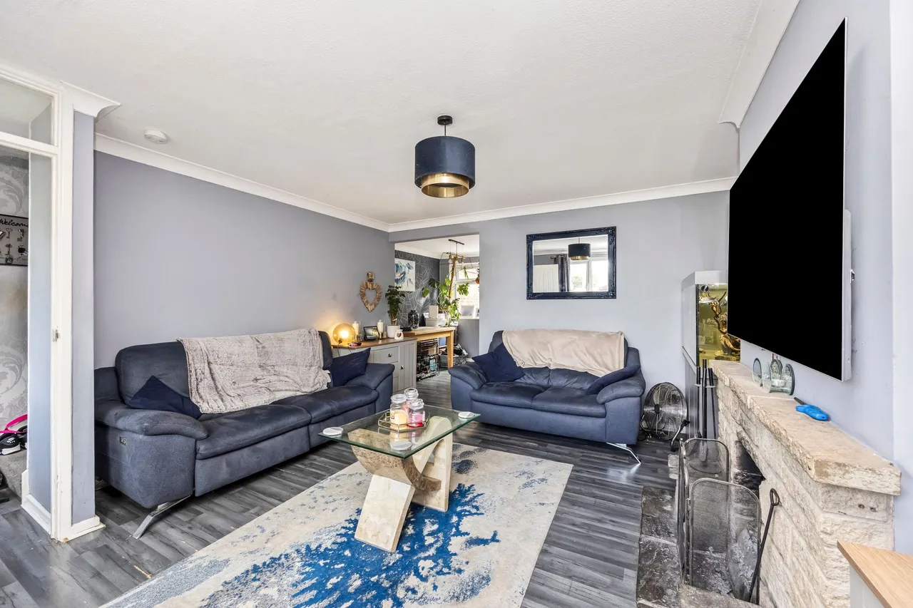 Collingwood Road, Horsham, RH12, photo 6