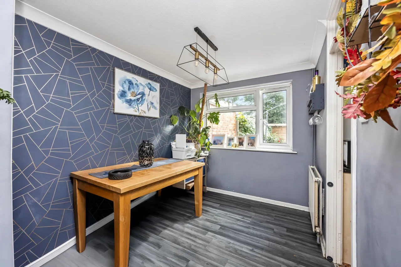Collingwood Road, Horsham, RH12, photo 8