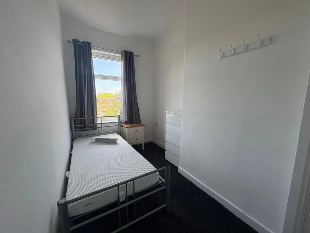 Meredith Street, Liverpool, L19, photo 5