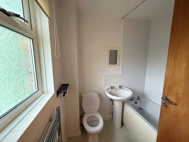 Beecham Berry, Basingstoke, RG22, photo 4