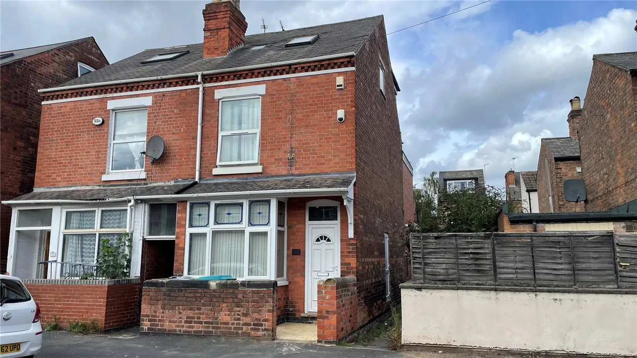 5 bed house for sale, City Road, Nottingham, NG7